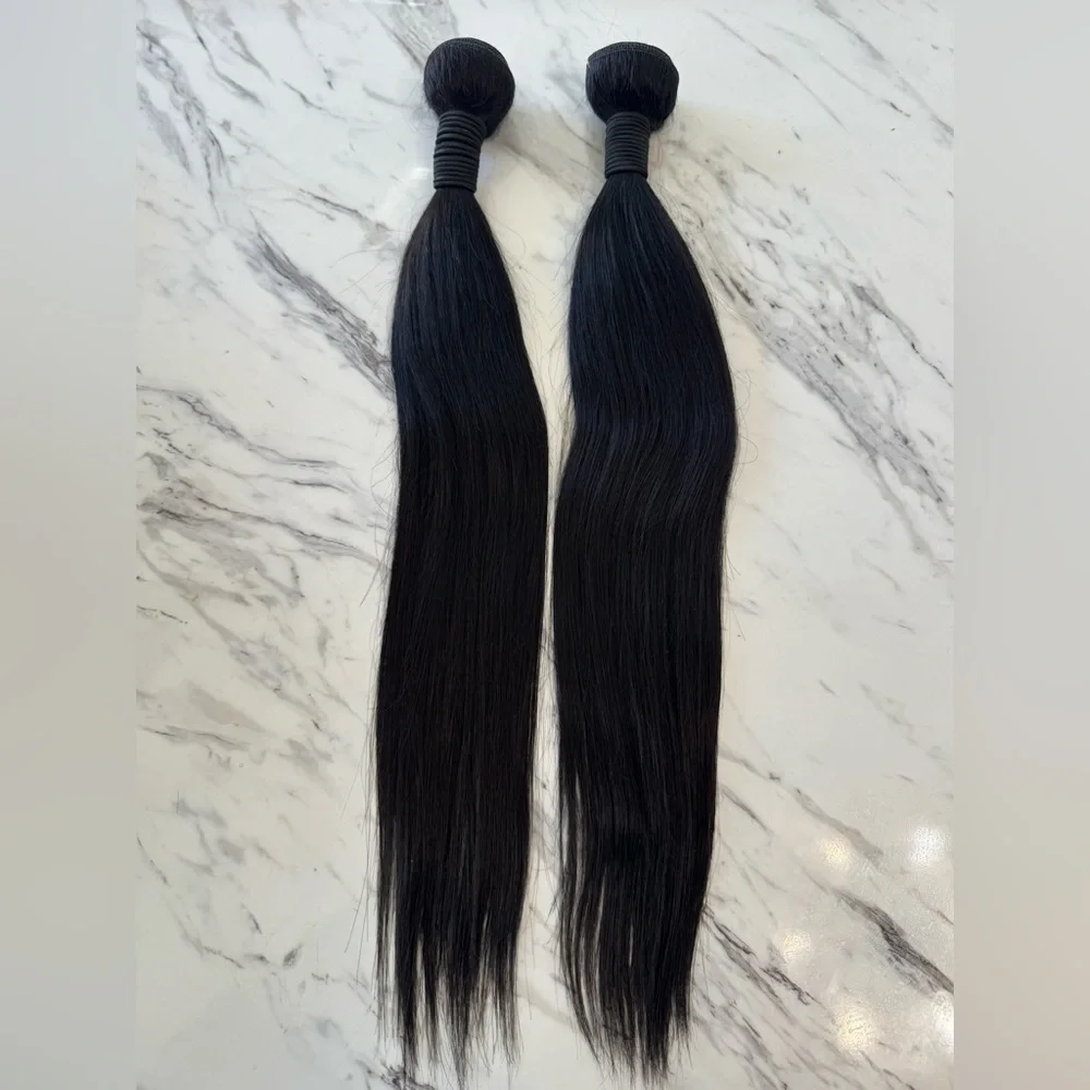20” Black Human Hair Blend Weft Extensions – Soft Straight Bundles